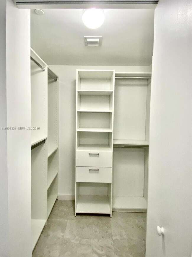 Building Photo - 488 NE 18th St