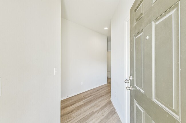 Building Photo - 2135 Twisted Cedar Ct