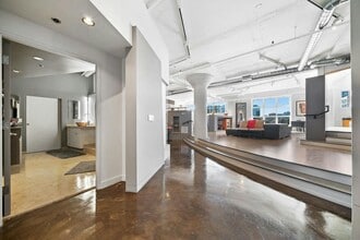 Building Photo - 1314 NW Irving St