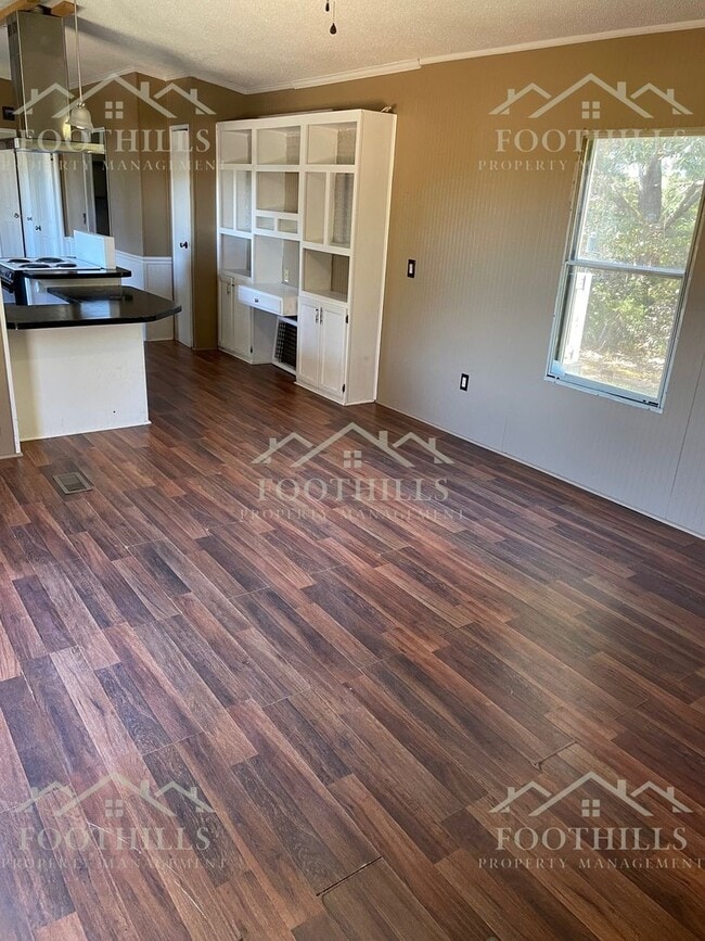 Building Photo - 2-Bed/2-Bath Mobile Home with Outdoor Deck...