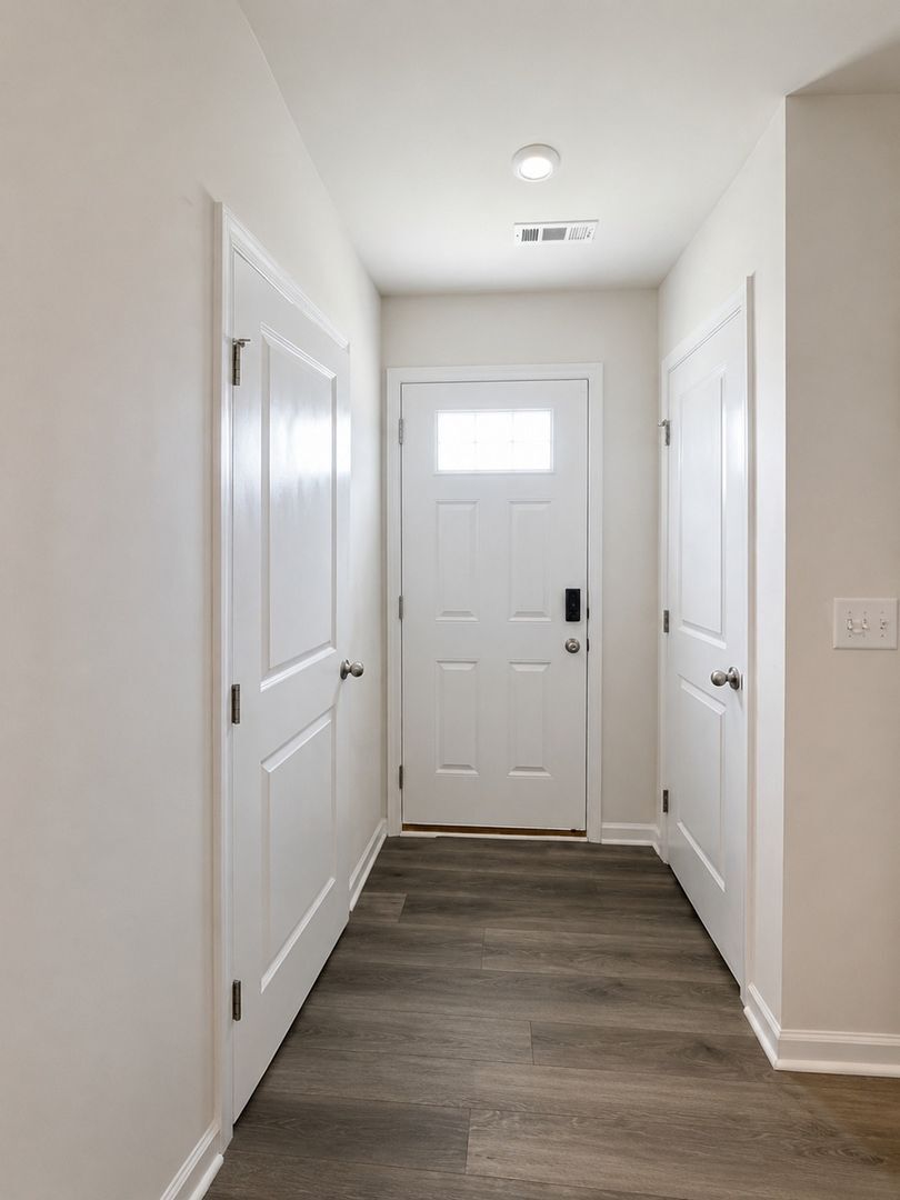 Building Photo - 1613 Mountain Ash Ln