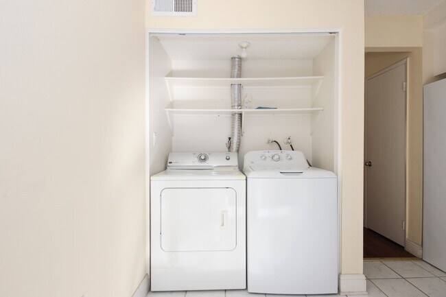 Building Photo - Stylish Corsican Village Retreat with Garage, Patio & Modern Convenience