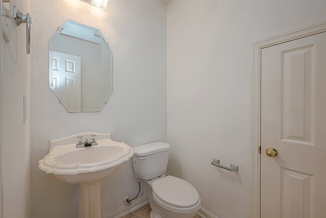 Building Photo - 21527 N Boundary Peak Way
