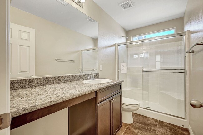 Building Photo - Henderson Home with Beautiful Strip Views