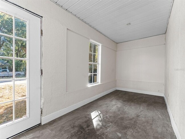 Building Photo - 8210 N Klondyke St