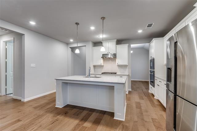 Building Photo - 1600 Bird Cherry Ln