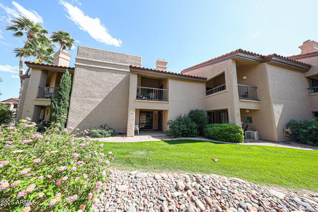 Building Photo - 9445 N 94th Pl