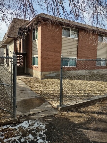 Building Photo - 3056 S 200 E