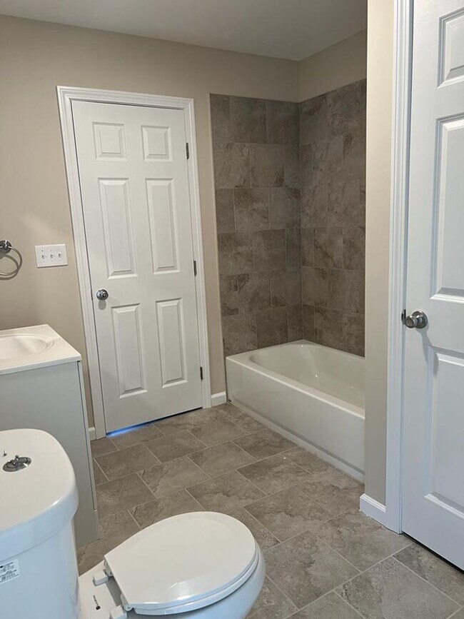 Building Photo - Brand New Construction!  3 Bedroom!