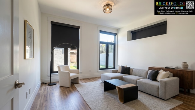 Building Photo - Modern Lake Washington View ADU – Fully Furnished 2BR/2BA (Kirkland)