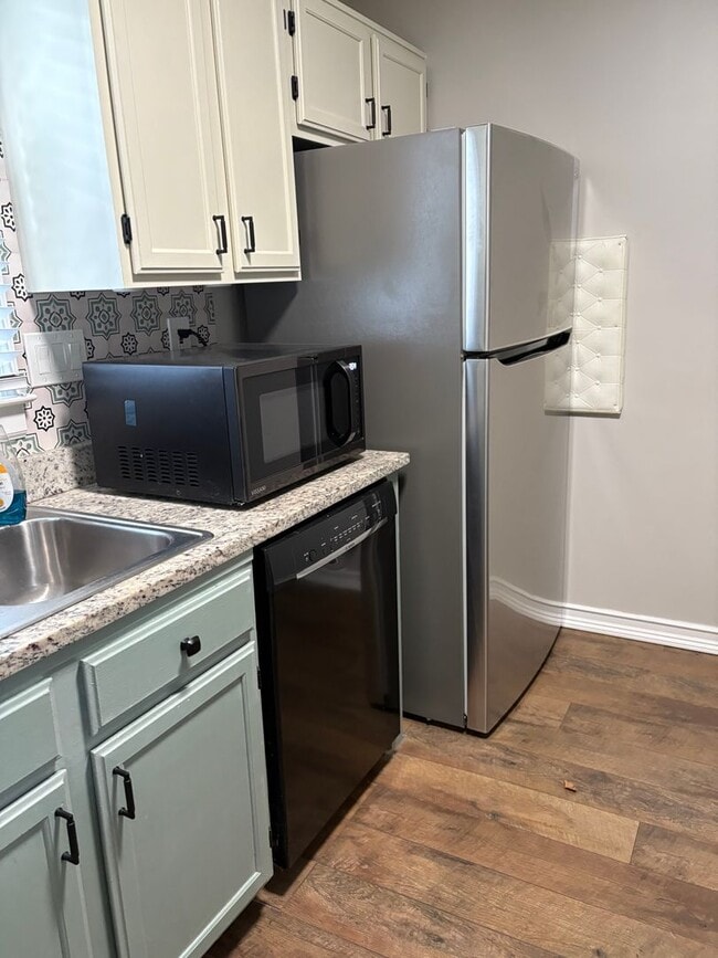 Building Photo - Lovely 3 Bedroom 2 Bath Home in Easley!!