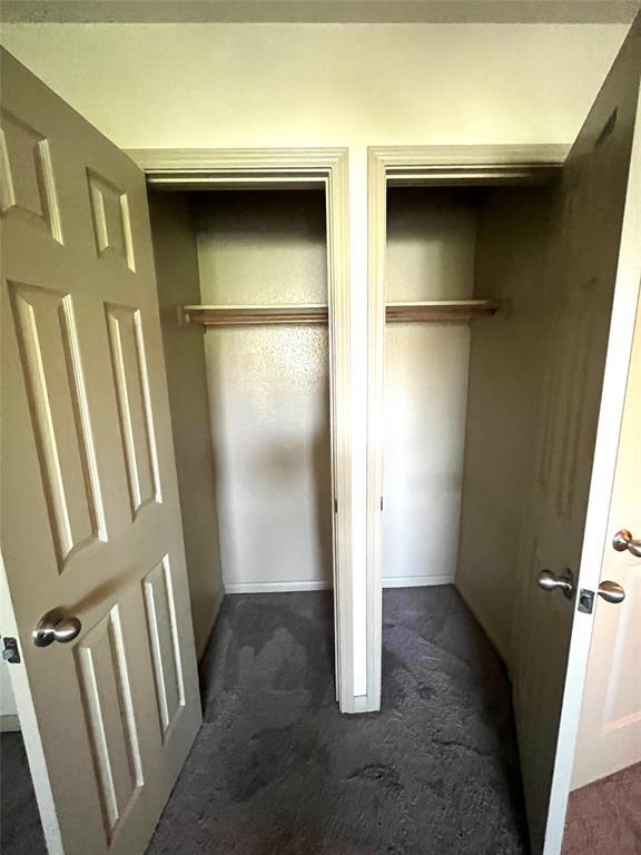 Building Photo - 5413 Roosevelt Ave