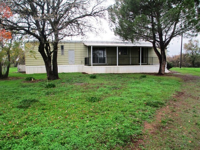 Primary Photo - 2 Bedroom 2 Bath and 1,400 SqFt. $1,095 Re...