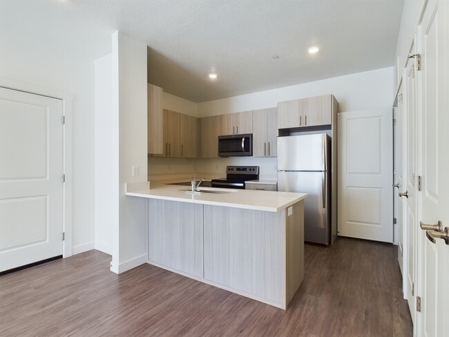 Building Photo - Aubrey Apartments