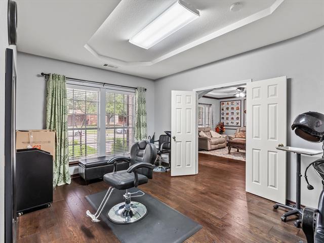 Building Photo - 13646 Badger Creek Dr