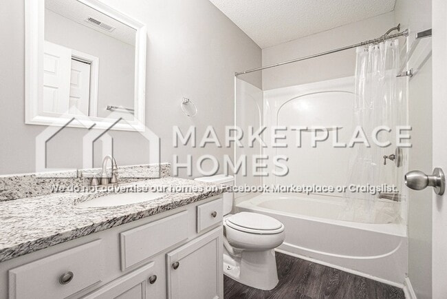 Building Photo - 141 Stable Ln