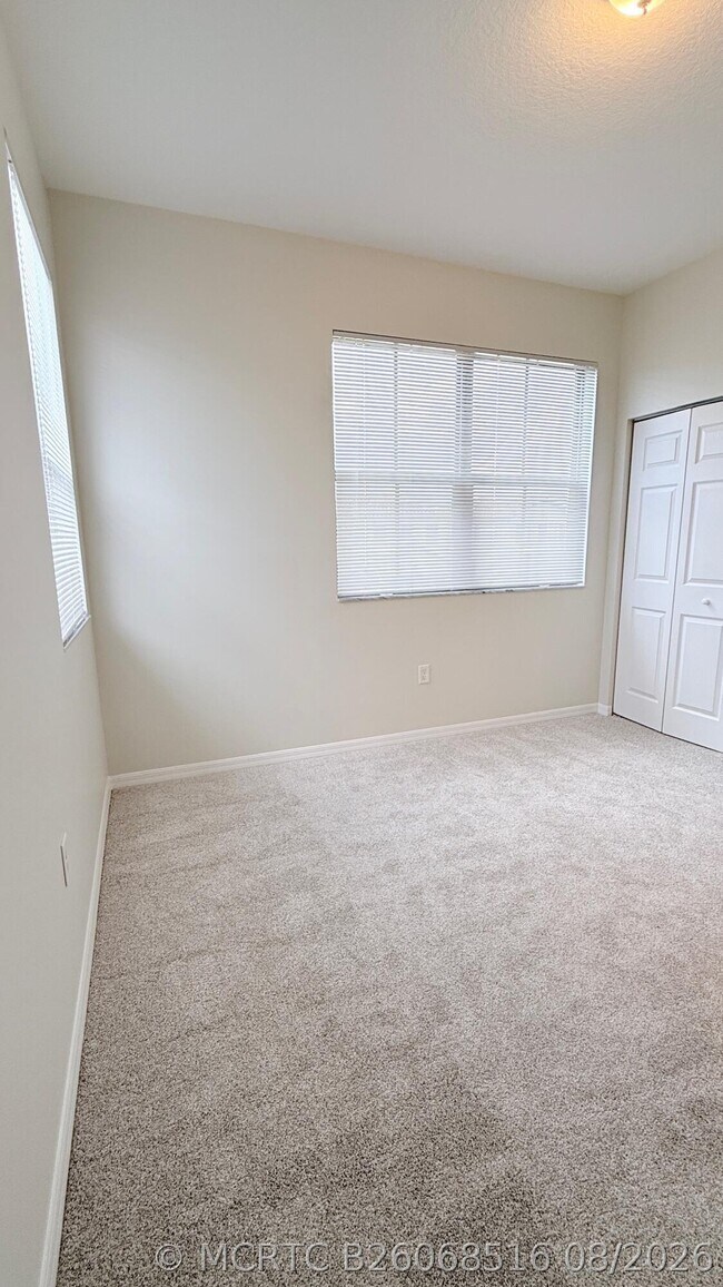Building Photo - 5489 Soria Ave