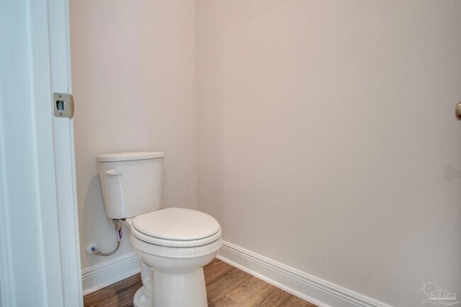 Building Photo - 539 Bridle Way