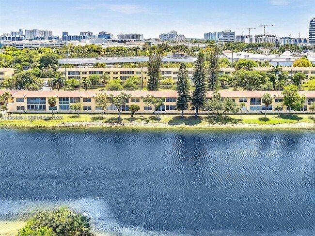 Building Photo - 2815 NE 201st Terrace