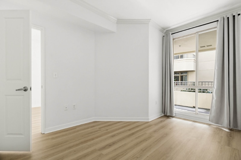 Building Photo - 1501 Front St