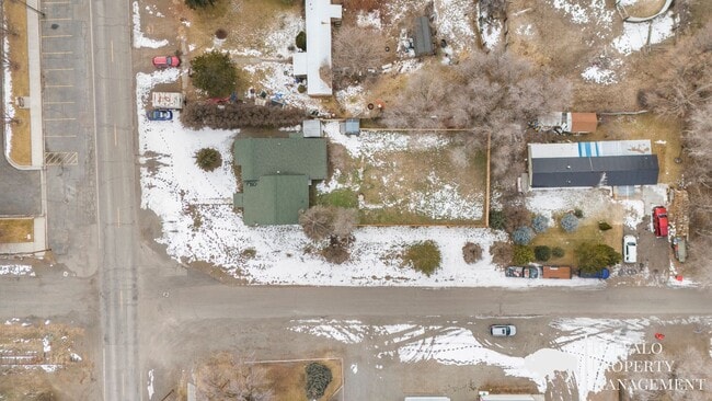 Building Photo - Charming Parker Home for Rent – Rustic Character Meets Modern Comfort!