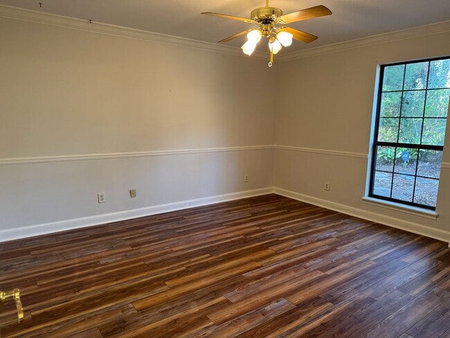 Building Photo - 112 Eagles Landing Dr