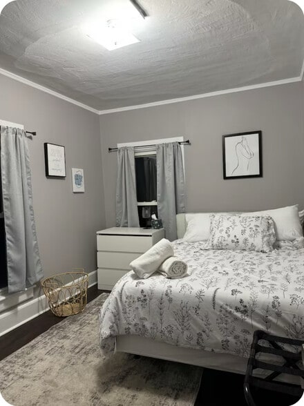 Building Photo - 7 Hill Pl