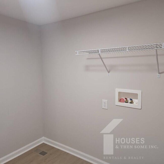 Building Photo - 102 Pierce Cook Rd