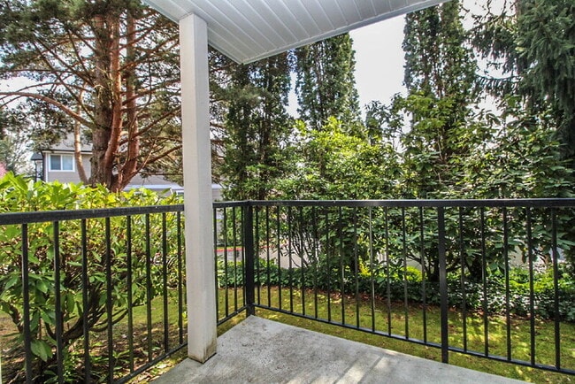 Building Photo - 11303 NE 128th St