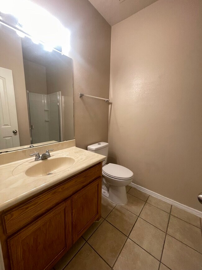 Building Photo - 919 Molten Pl NW