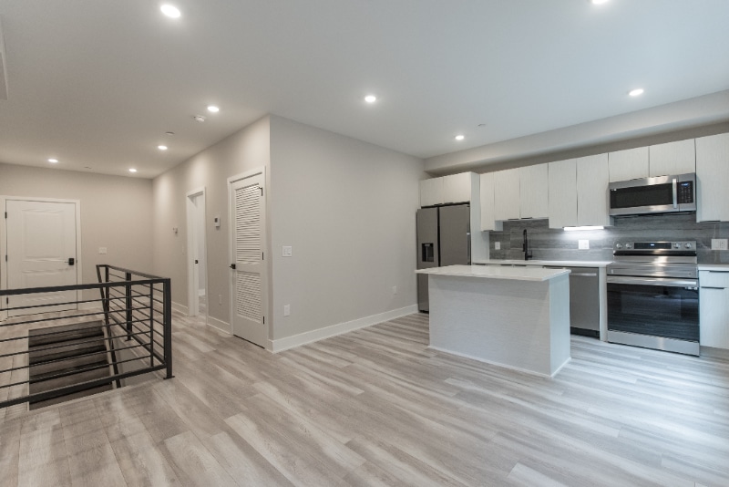 Building Photo - 665 N 35th St