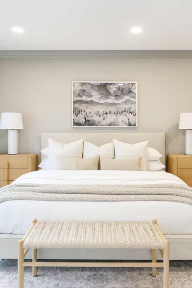 Building Photo - 5870 Cactus Way