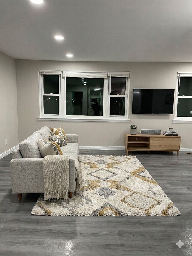 Building Photo - 12500 Knights Rd