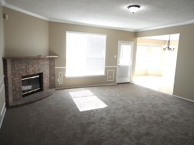 Building Photo - 6421 Jennie Ln