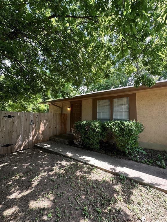Building Photo - 7709 Meadowview Ln