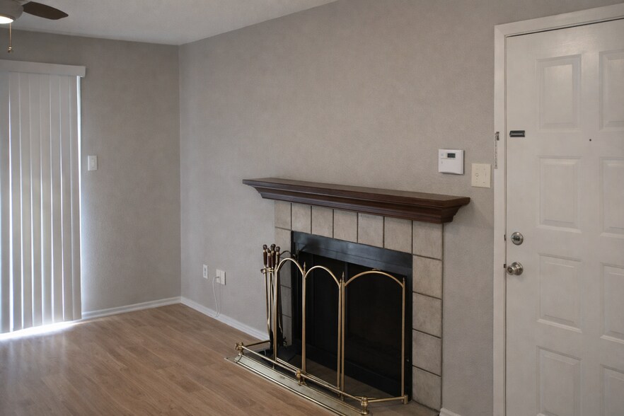 Building Photo - 14343 Judson Rd