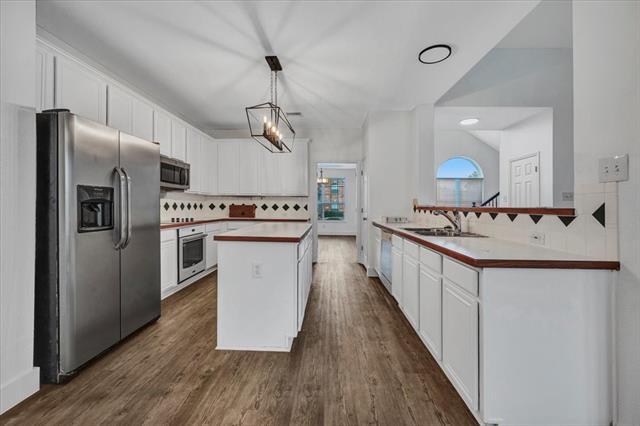 Building Photo - 3500 San Patricio Dr