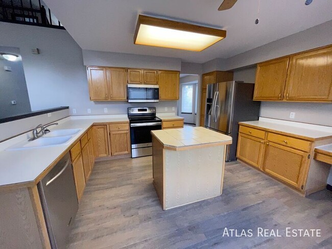 Building Photo - 4610 Lasater Trail