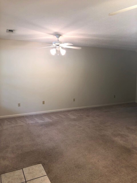 Building Photo - 2450 Town Creek Rd W