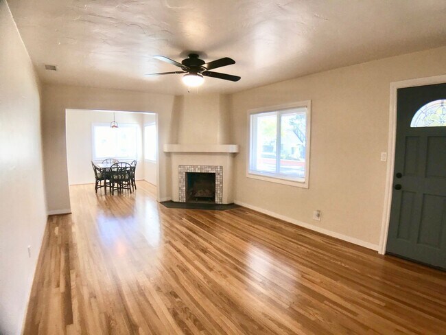 Building Photo - 2804 Verde Vista Dr
