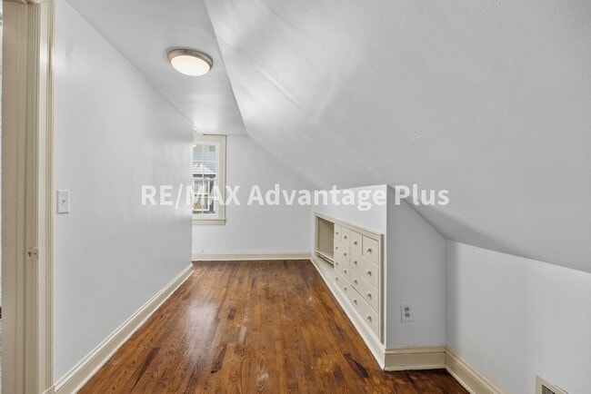 Building Photo - 3 Bedroom 2 Bath in Farmville!