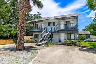 Building Photo - Cozy 1 bed / 1bath  Apartment located in T...