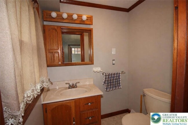 Building Photo - 513 Cattell St