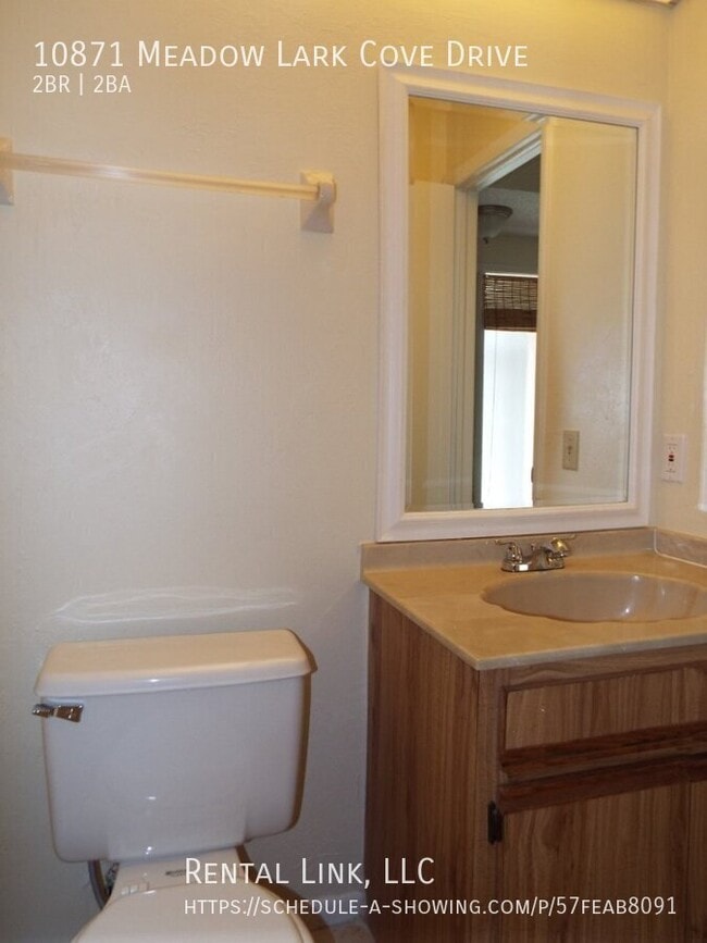 Building Photo - 10871 Meadow Lark Cove Dr