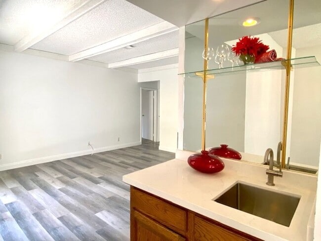 Building Photo - Available For Viewing On October 1, 2025. ...