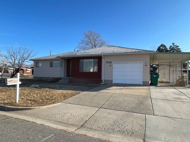 Building Photo - 5520 S 2050 W