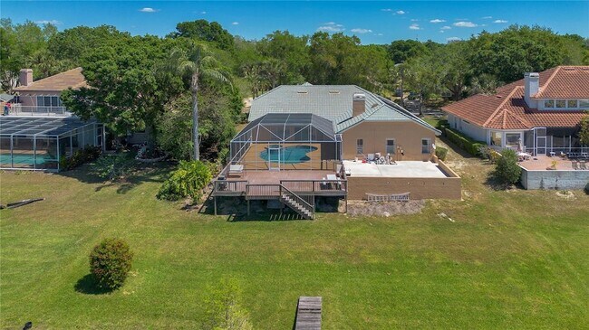 Building Photo - 6719 Fairway Cove Dr