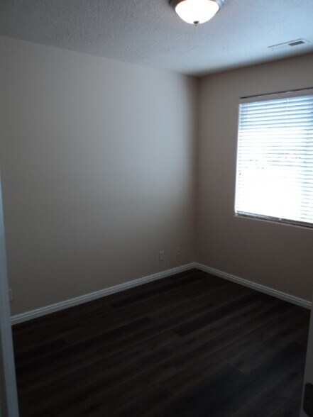 Second Bedroom - 96 Desert Willow Ln