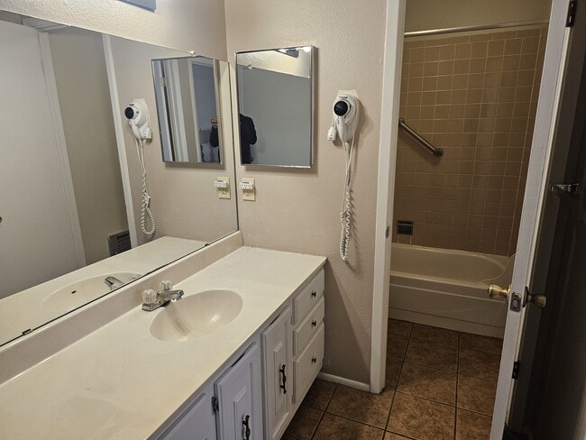 Building Photo - 25972 US-70