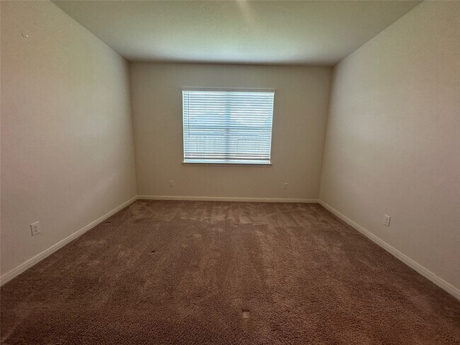 Building Photo - 26720 Frost Dr